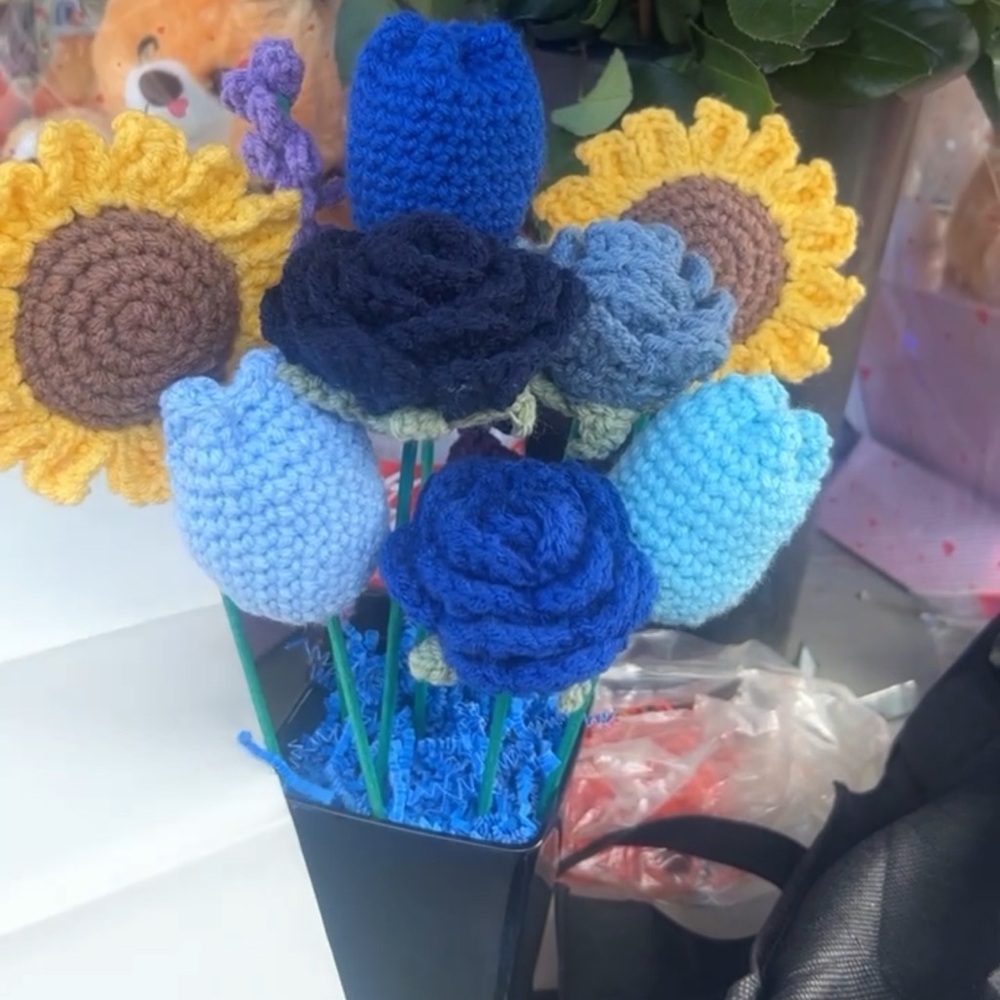 Handcrafted Crochet Flower Bouquet - Multicolor